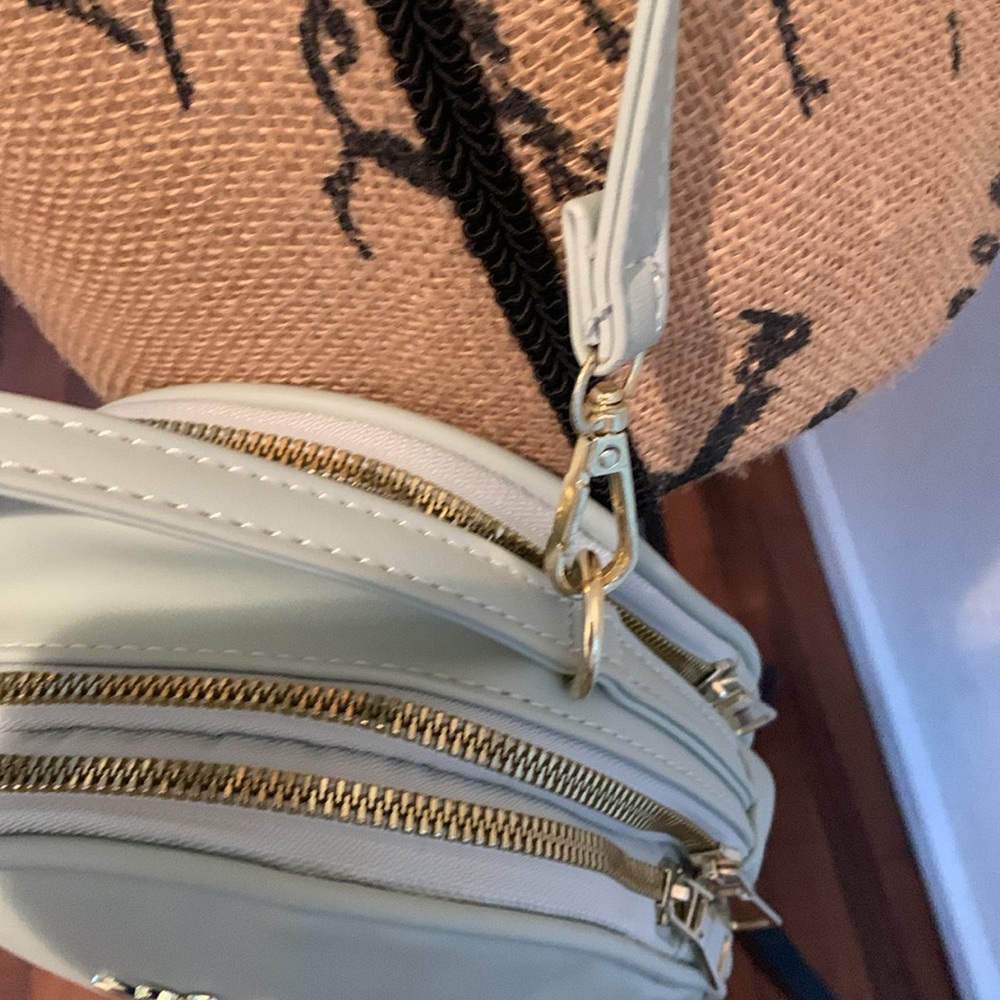 Crossbody Bag - Picture 5 of 12